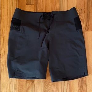 Lululemon wilderness shorts